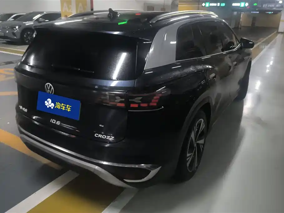 Volkswagen ID.6 CROZZ