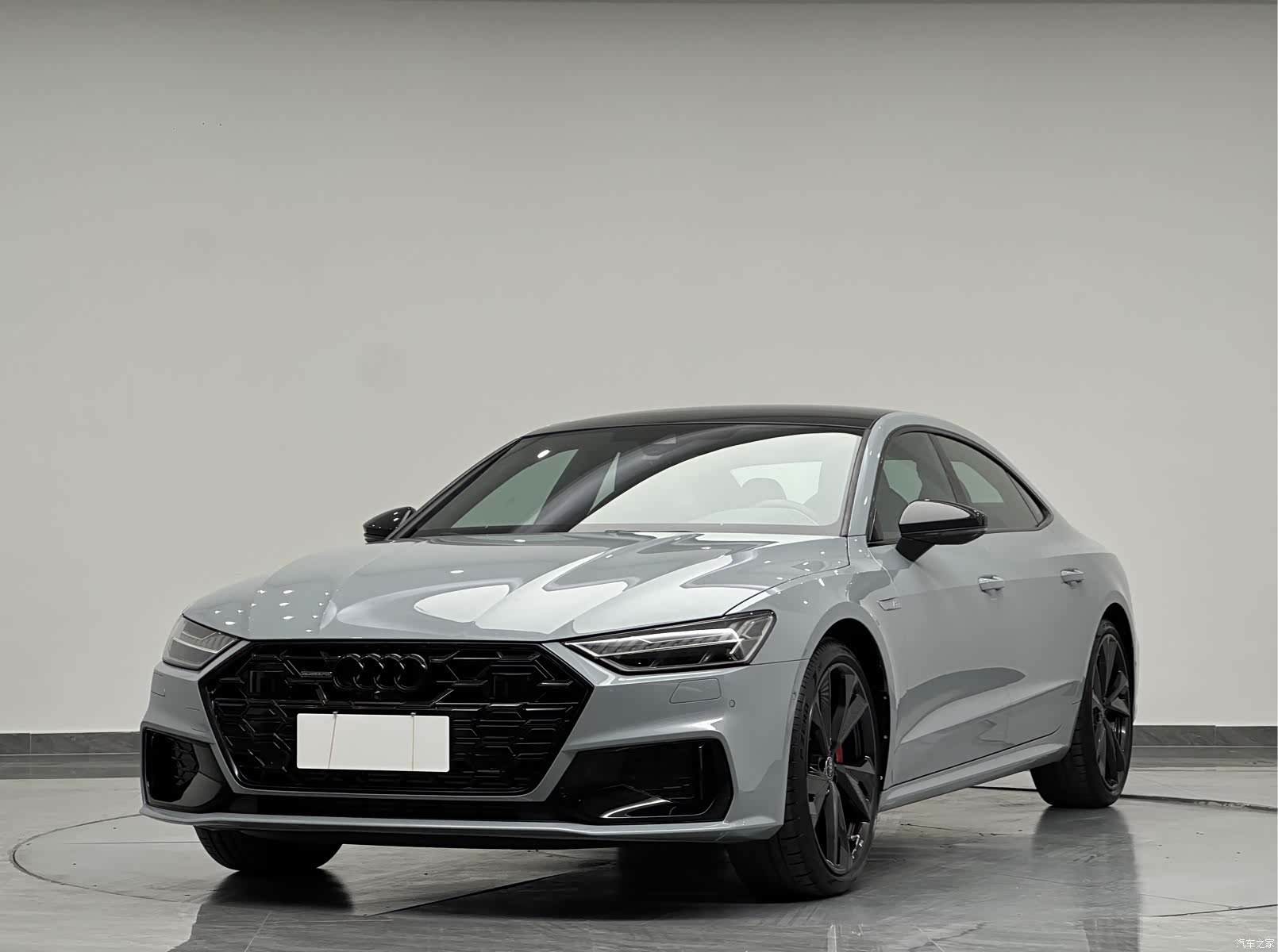 Audi A7L, 2025 1
