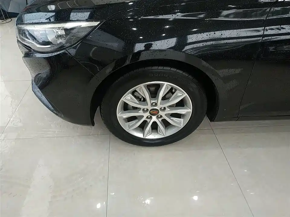 Hongqi H5