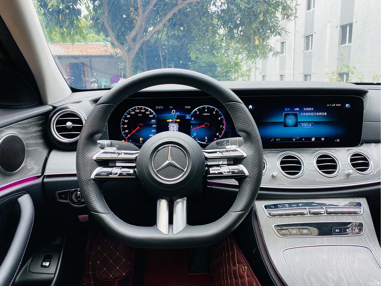 Mercedes-Benz E-Class, 2022 15
