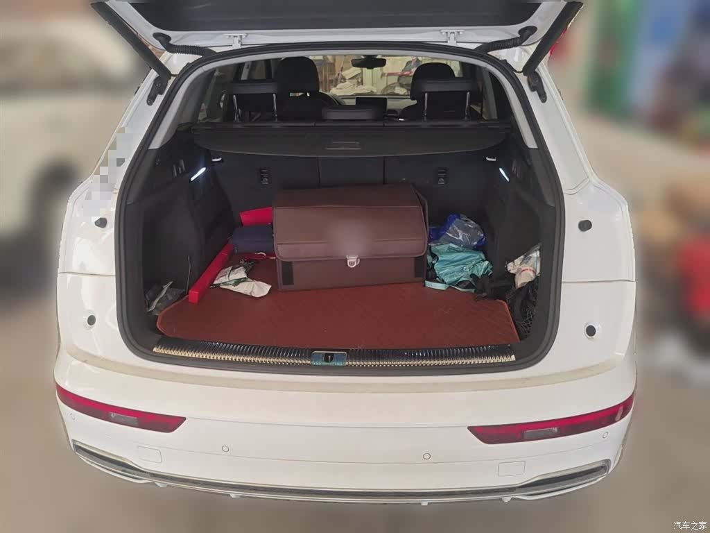 Audi Q5L, 2021 10