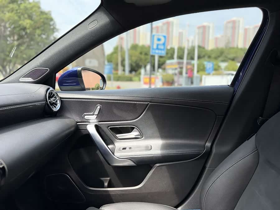Mercedes-Benz A-Class 2020, фото 9
