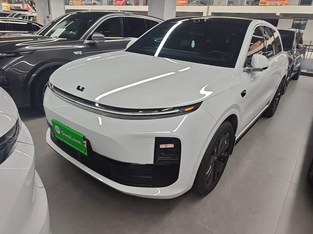 Li Auto L6
