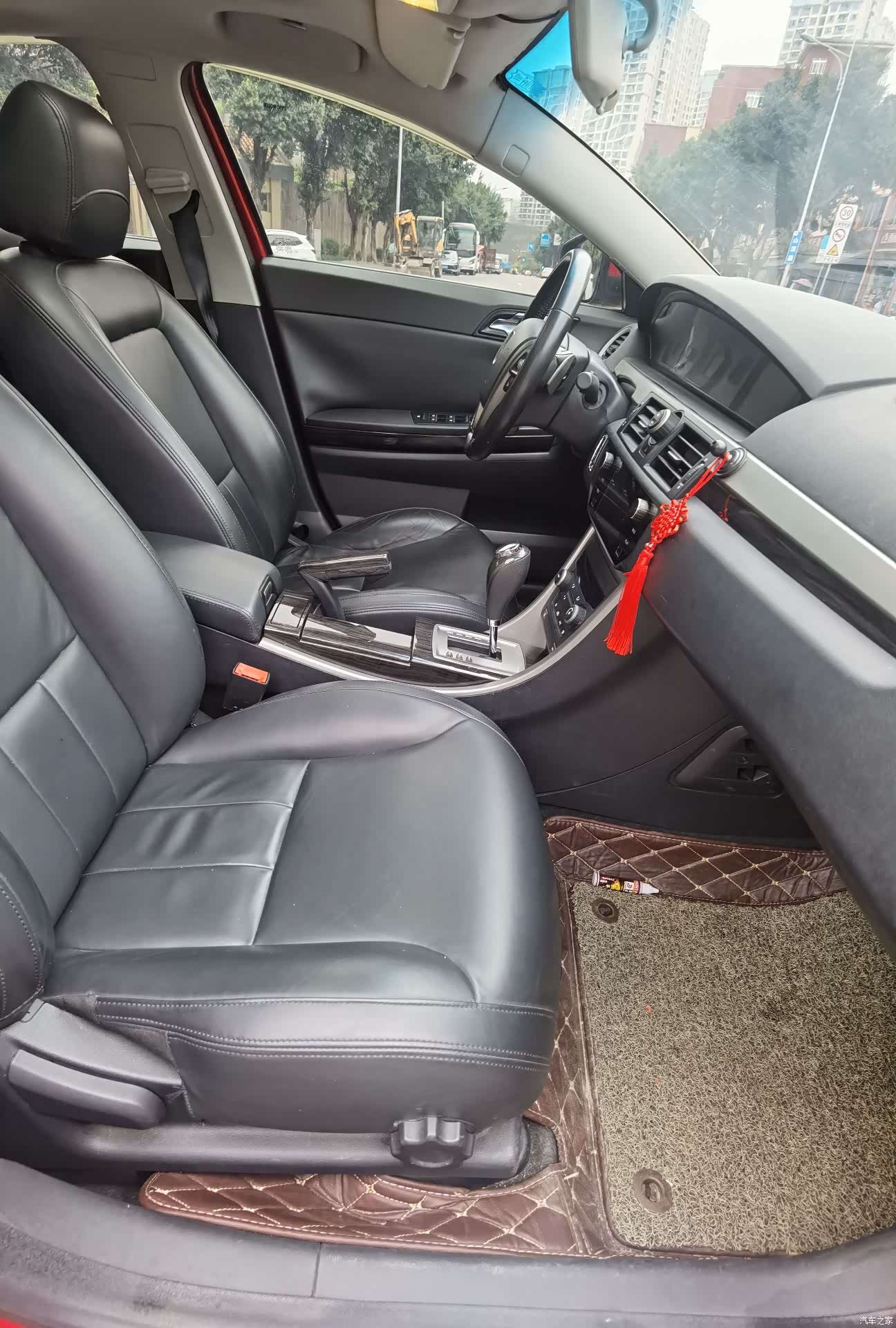 Roewe 550, 2013 17