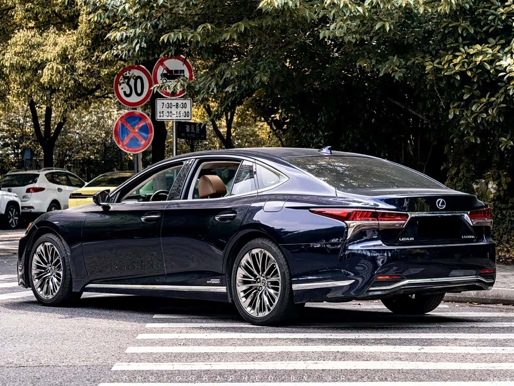 Lexus LS, 2018 14