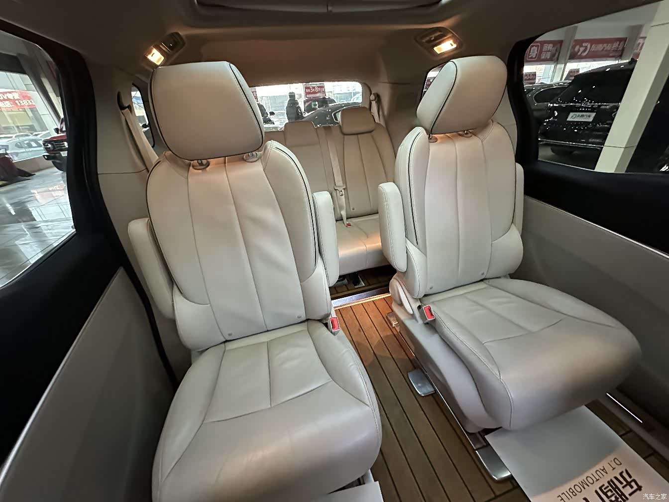 Buick GL8, 2021 21