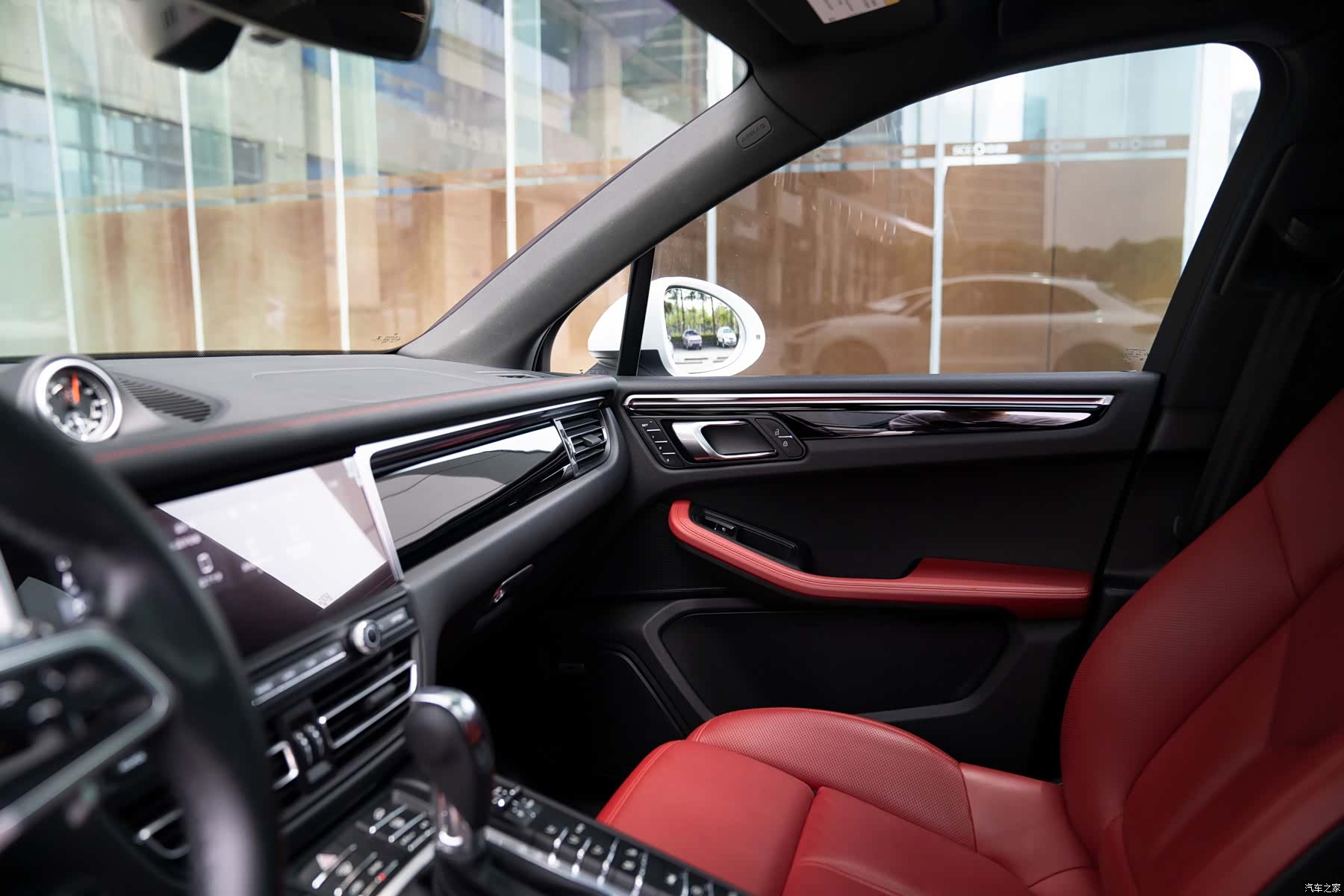 Porsche Macan, 2021 12