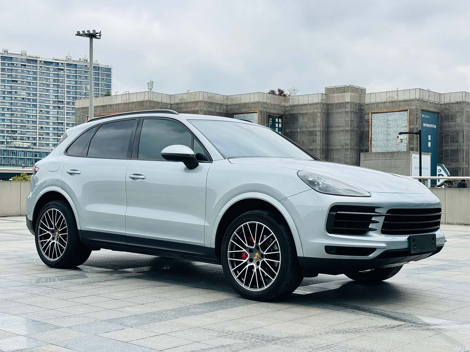 Porsche Cayenne, 2020 3