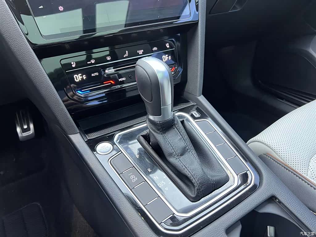 Volkswagen Magotan, 2024 21