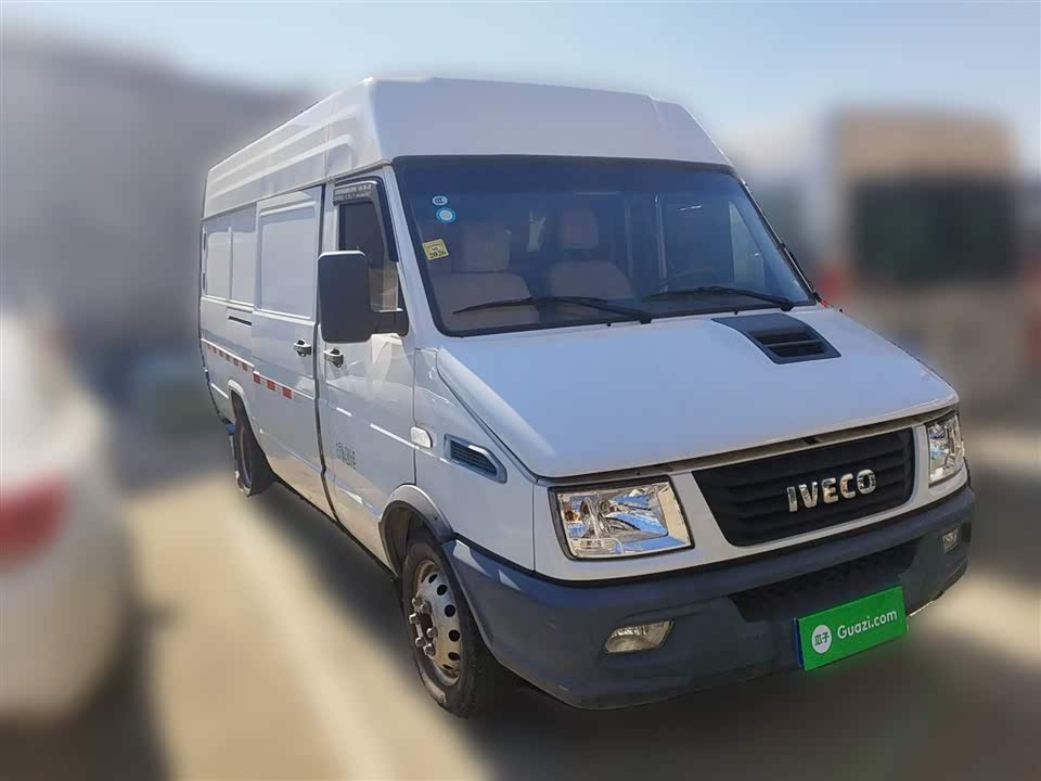 Iveco proud