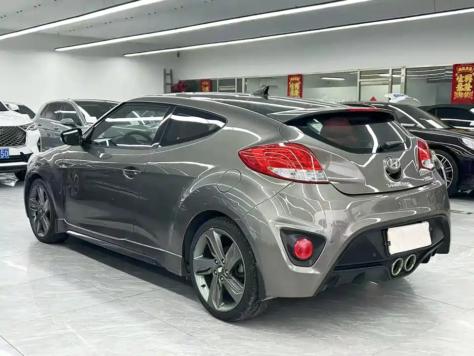 Hyundai Veloster