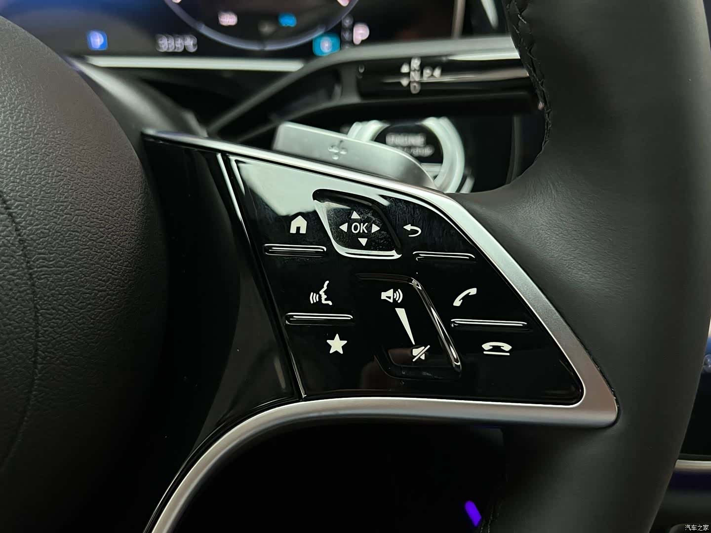 Mercedes-Benz E-Class, 2025 22