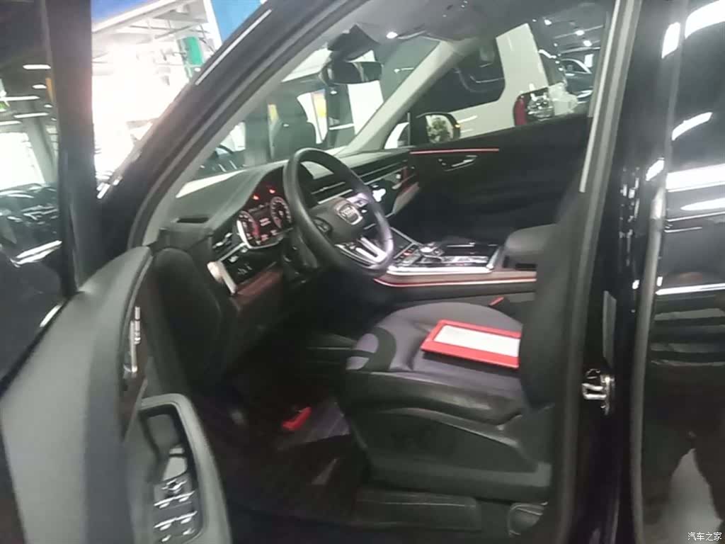 Audi Q7, 2024 16