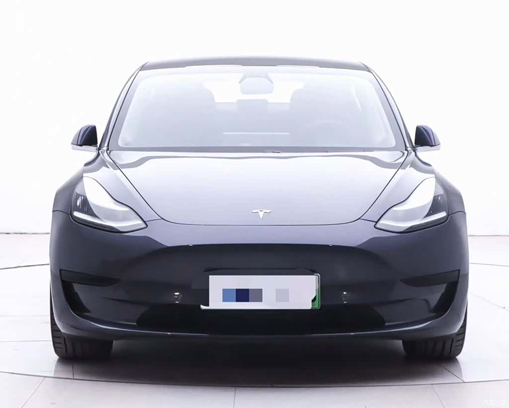 Tesla Model 3, 2020 23
