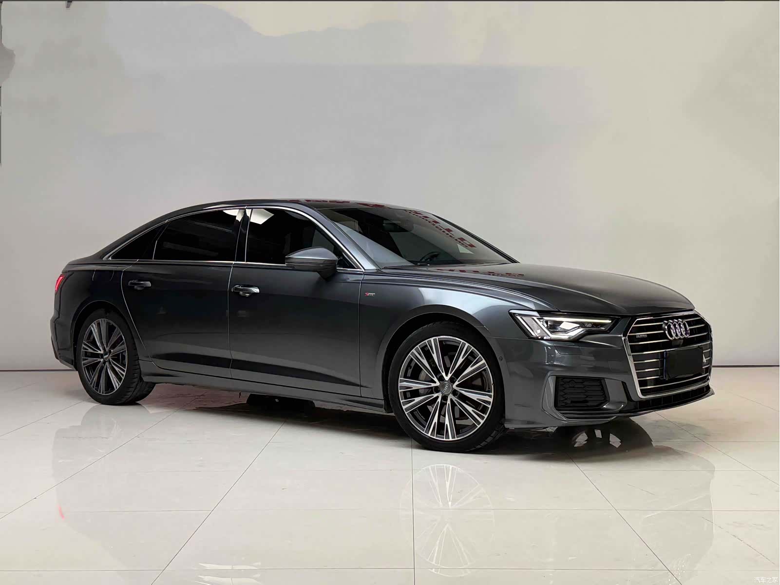 Audi A6L, 2021 3