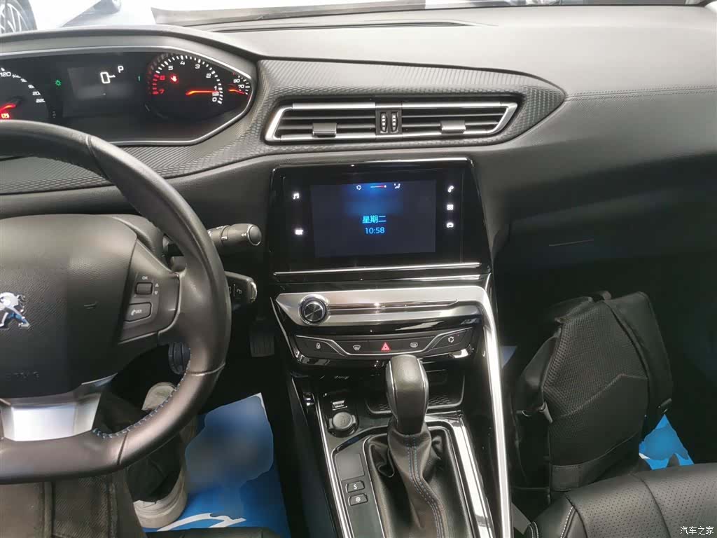 Peugeot 308, 2018 10