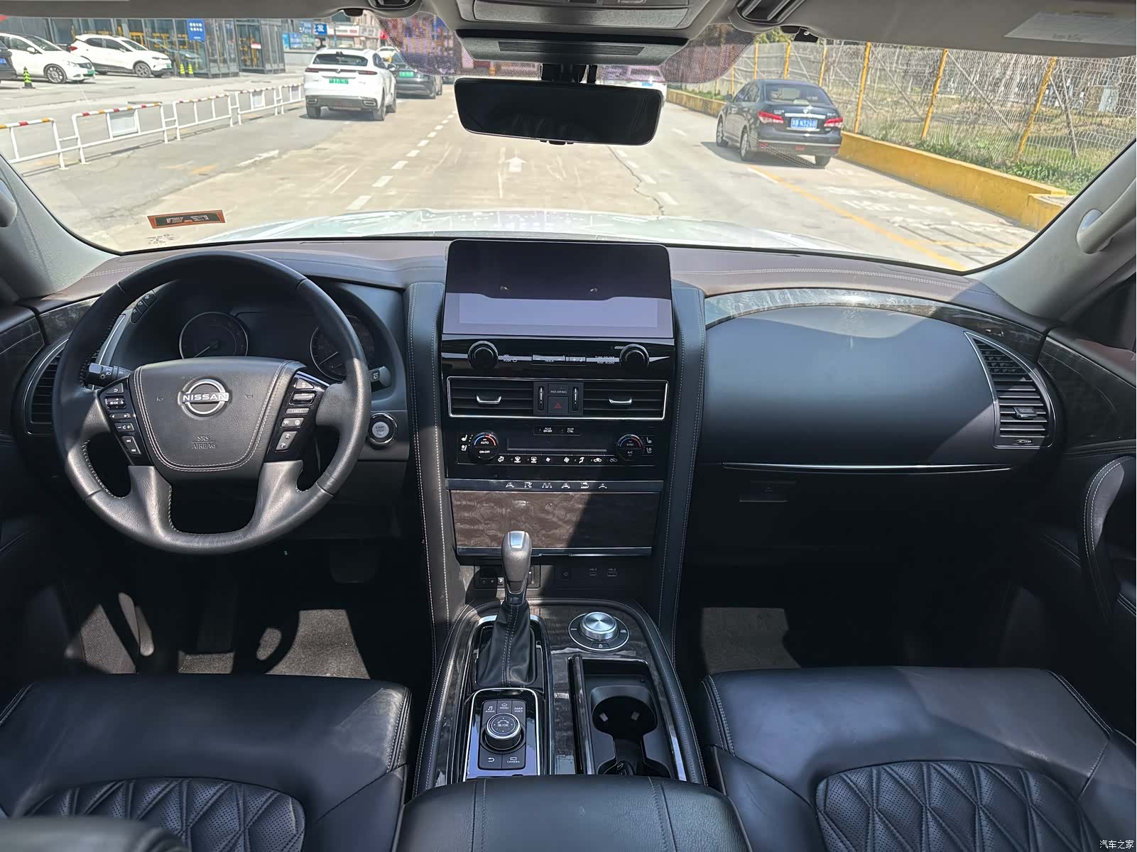 Nissan Patrol, 2023 6