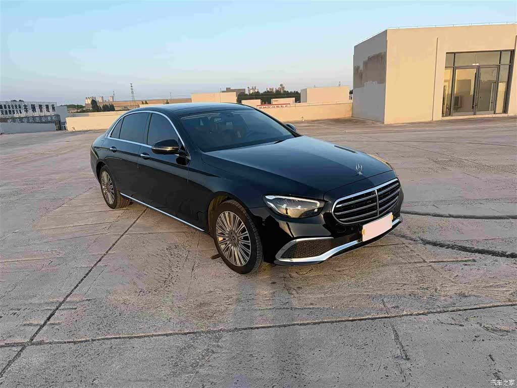Mercedes-Benz E-Class, 2021 3