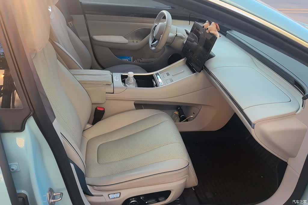 Luxeed S7, 2025 8