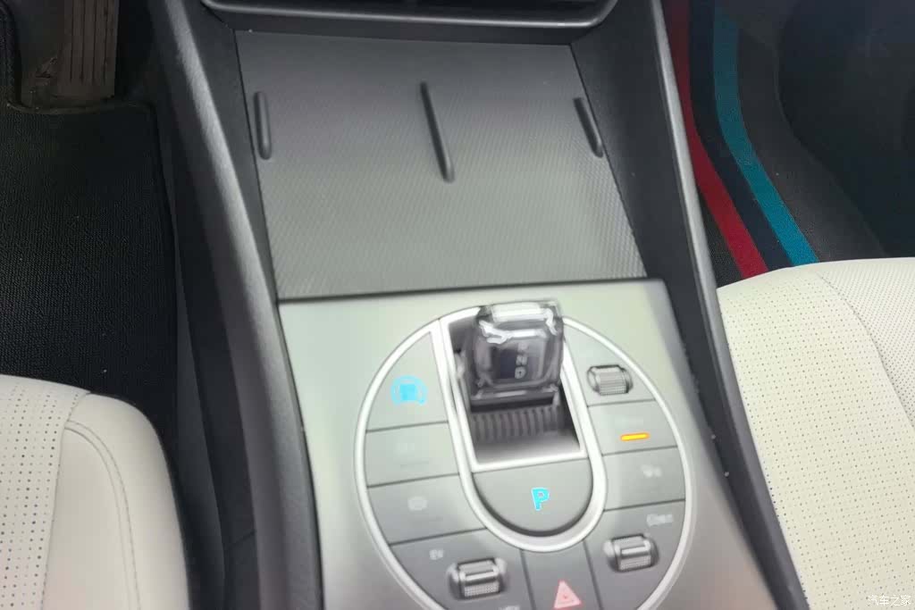 BYD Seal, 2025 16