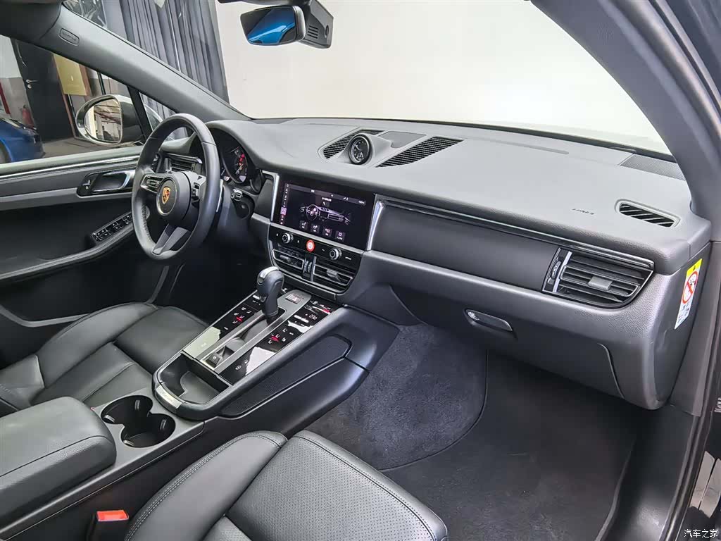 Porsche Macan, 2024 15