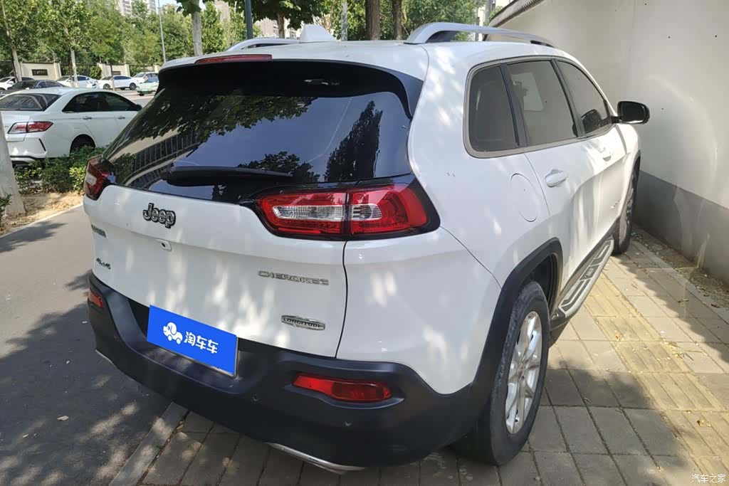 Jeep Cherokee, 2016 3