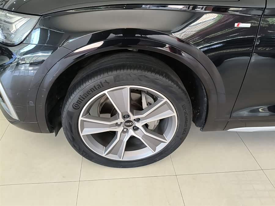 Audi Q5L 2022, фото 23