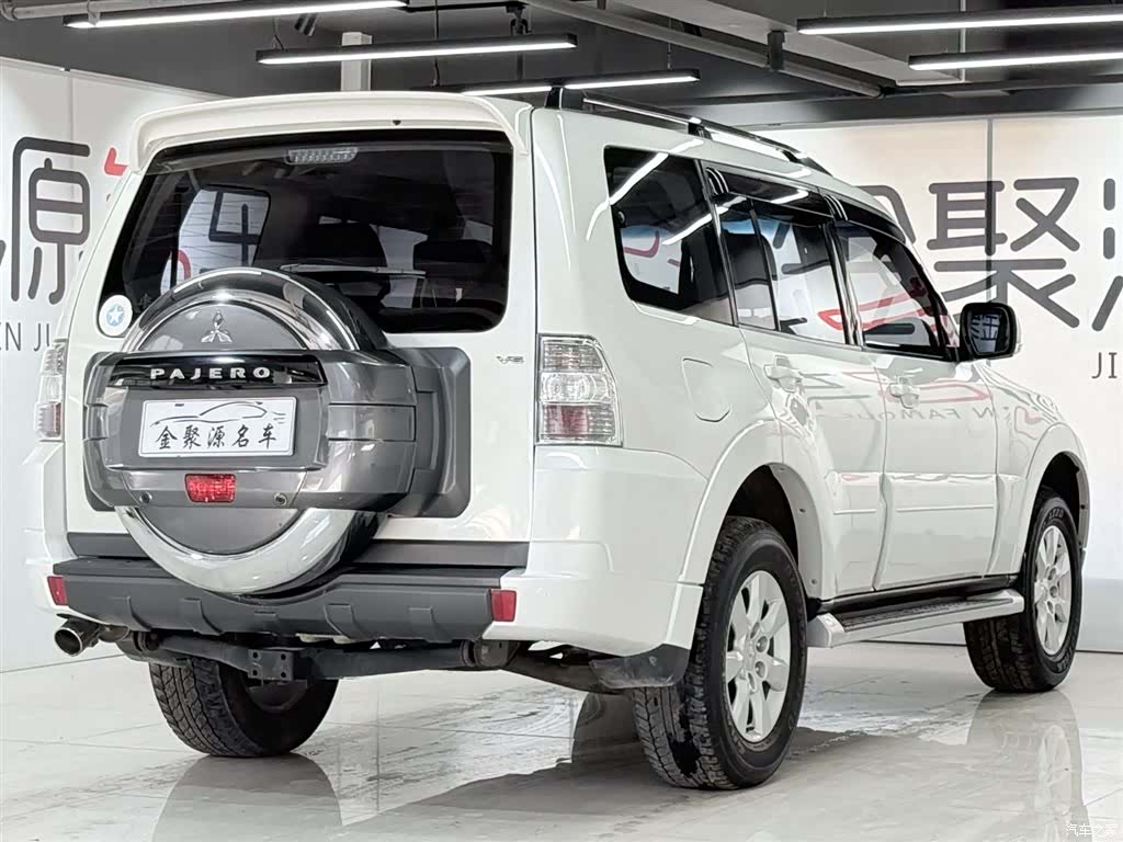 Mitsubishi Pajero, 2016 6