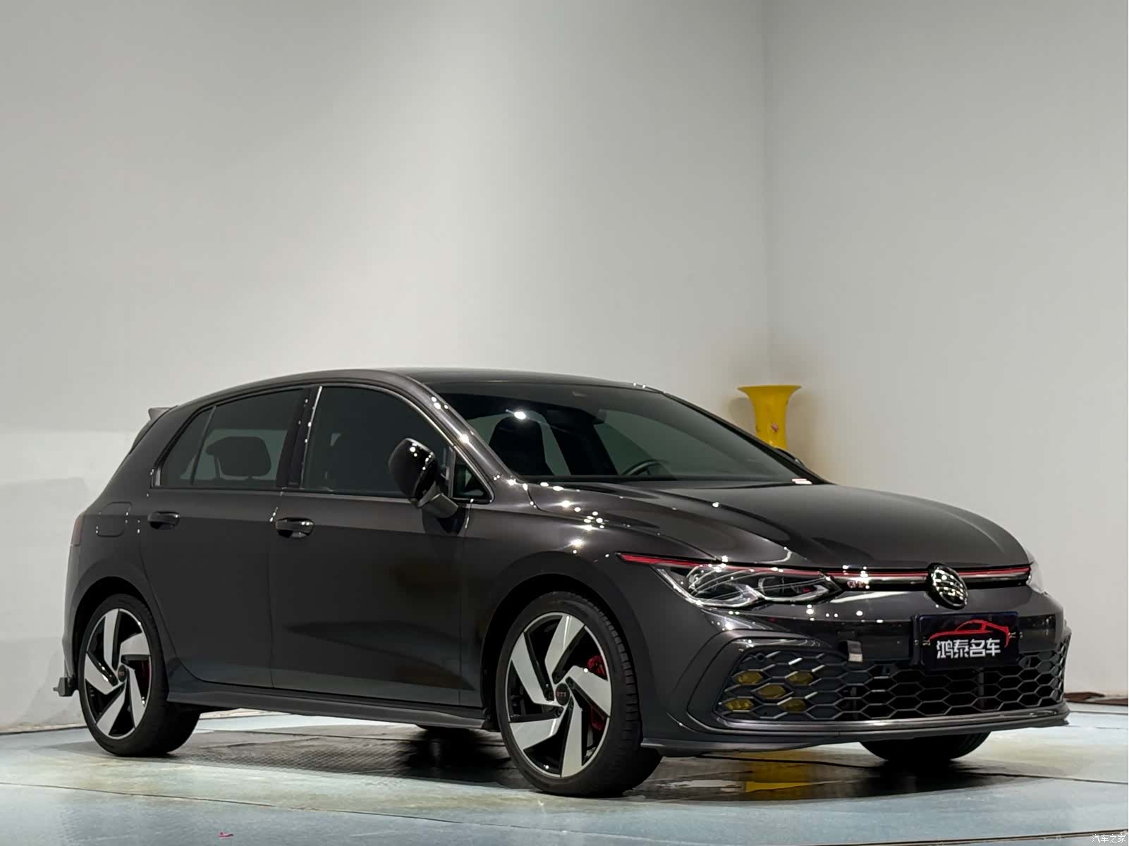 Volkswagen Golf, 2024 4