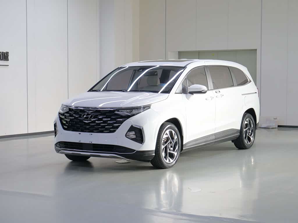Hyundai Custo