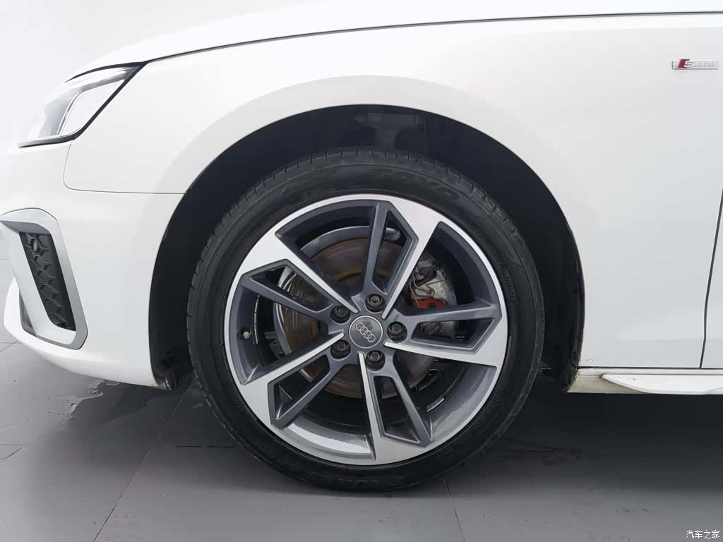 Audi A4L, 2020 17