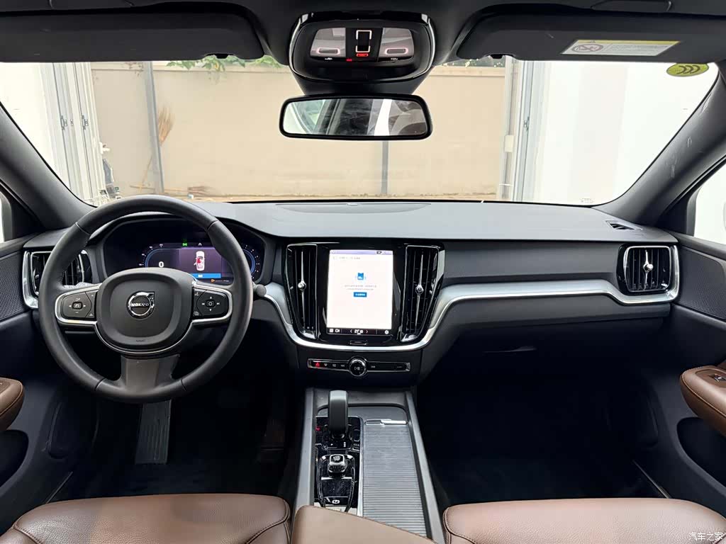 Volvo S60, 2025 16