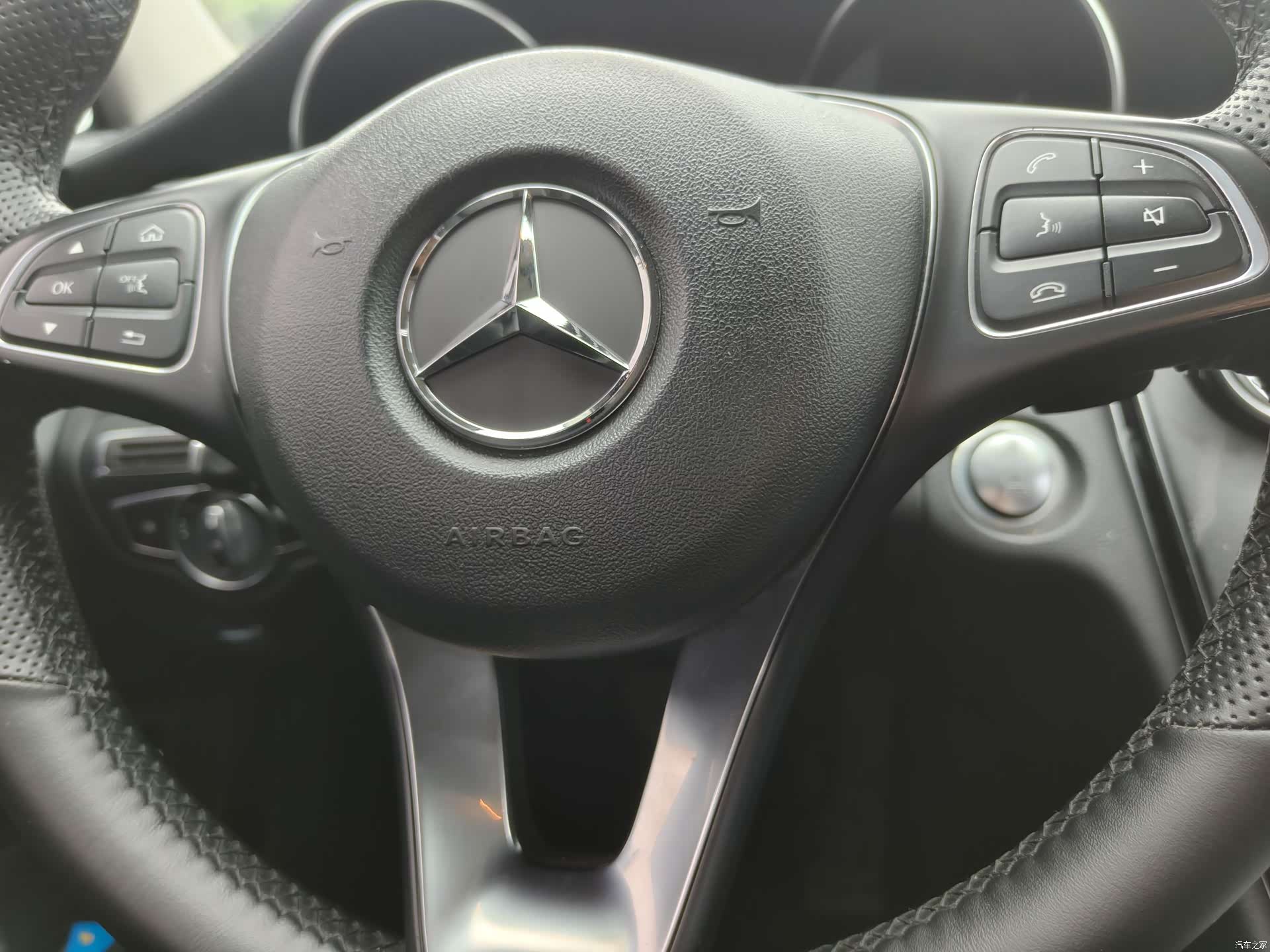 Mercedes-Benz C-Class, 2019 9
