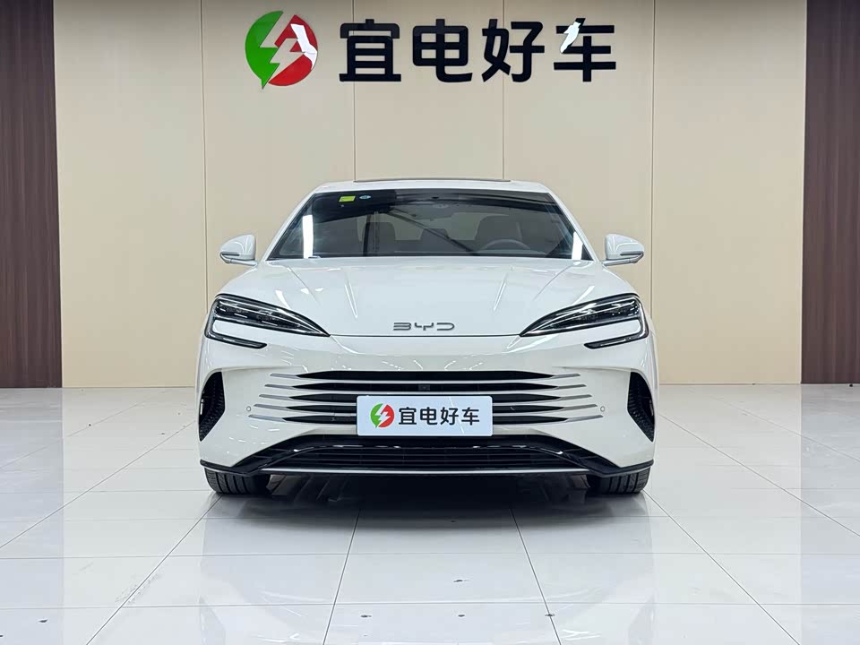BYD Seal 07 DM-i