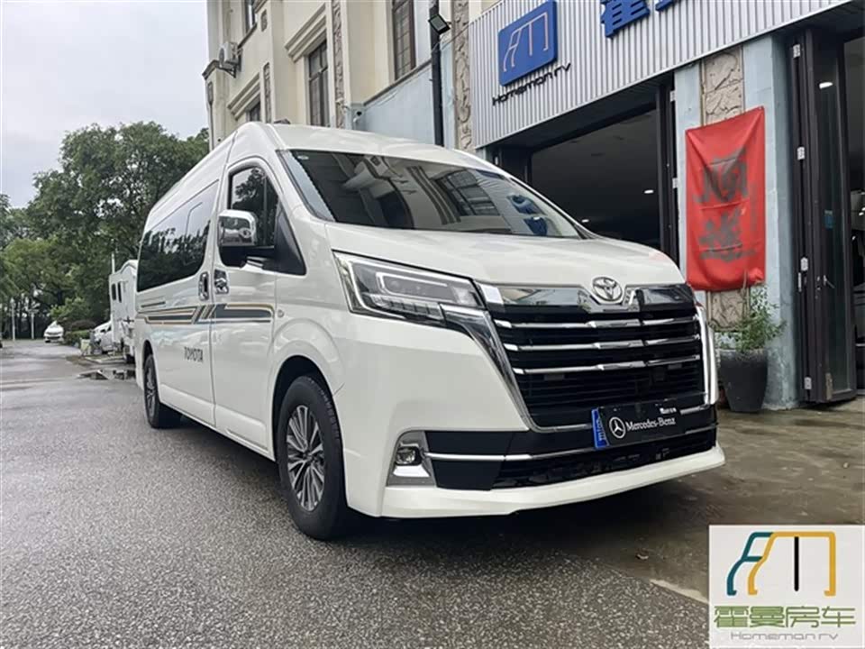 Toyota HIACE Toyota HIACE