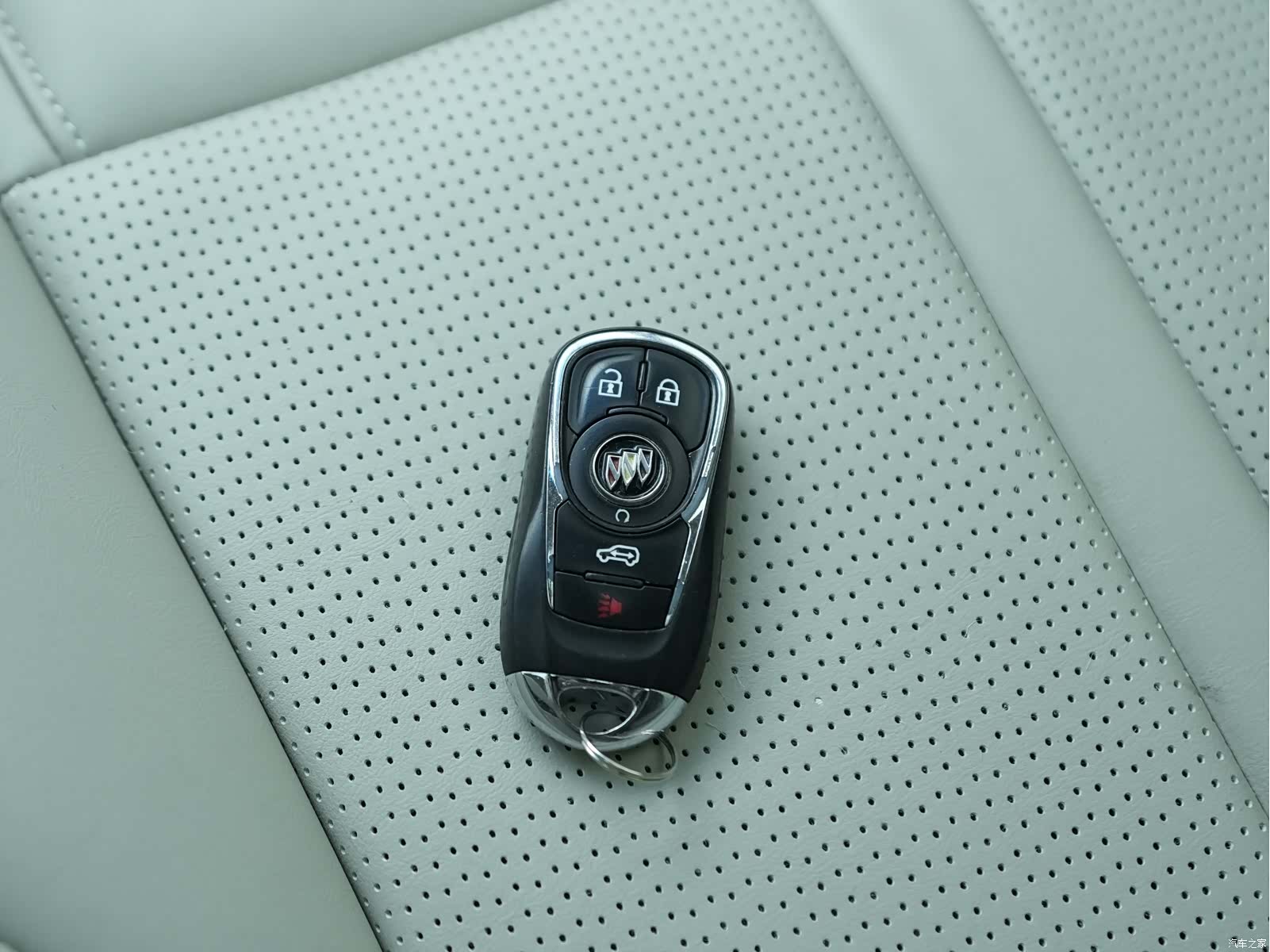 Buick GL8, 2023 15