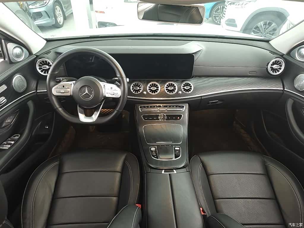 Mercedes-Benz E-Class, 2019 10