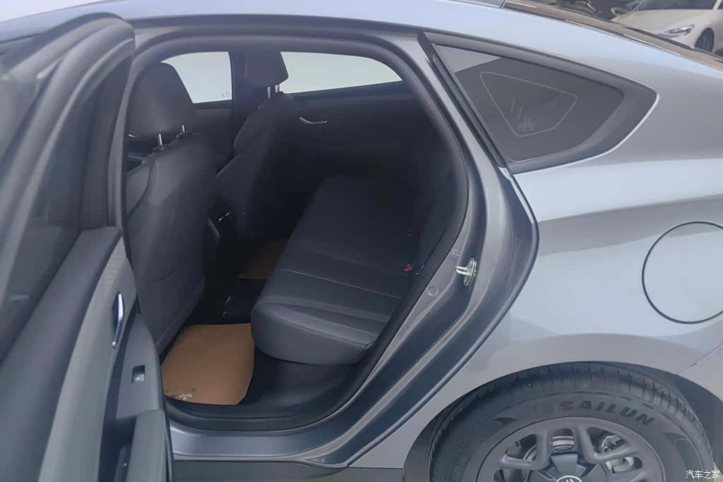 BYD Qin, 2025 11