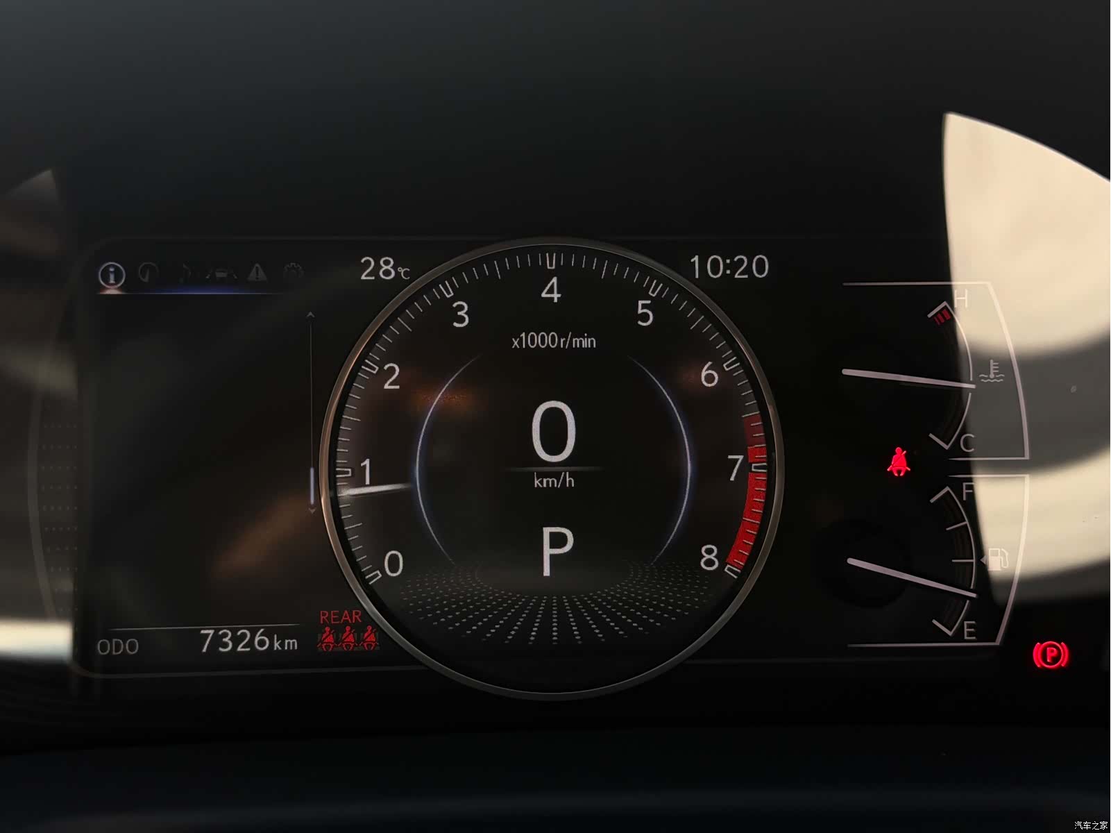 Lexus ES, 2026 16