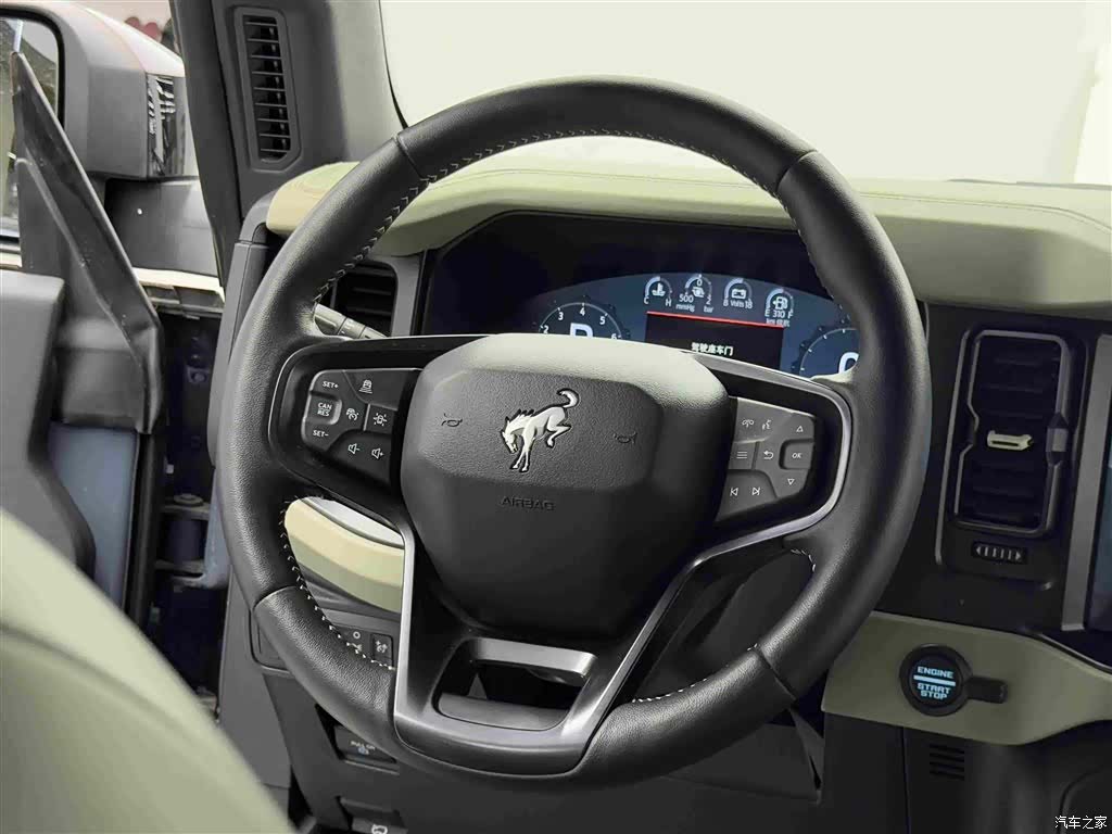 Ford Bronco, 2025 14