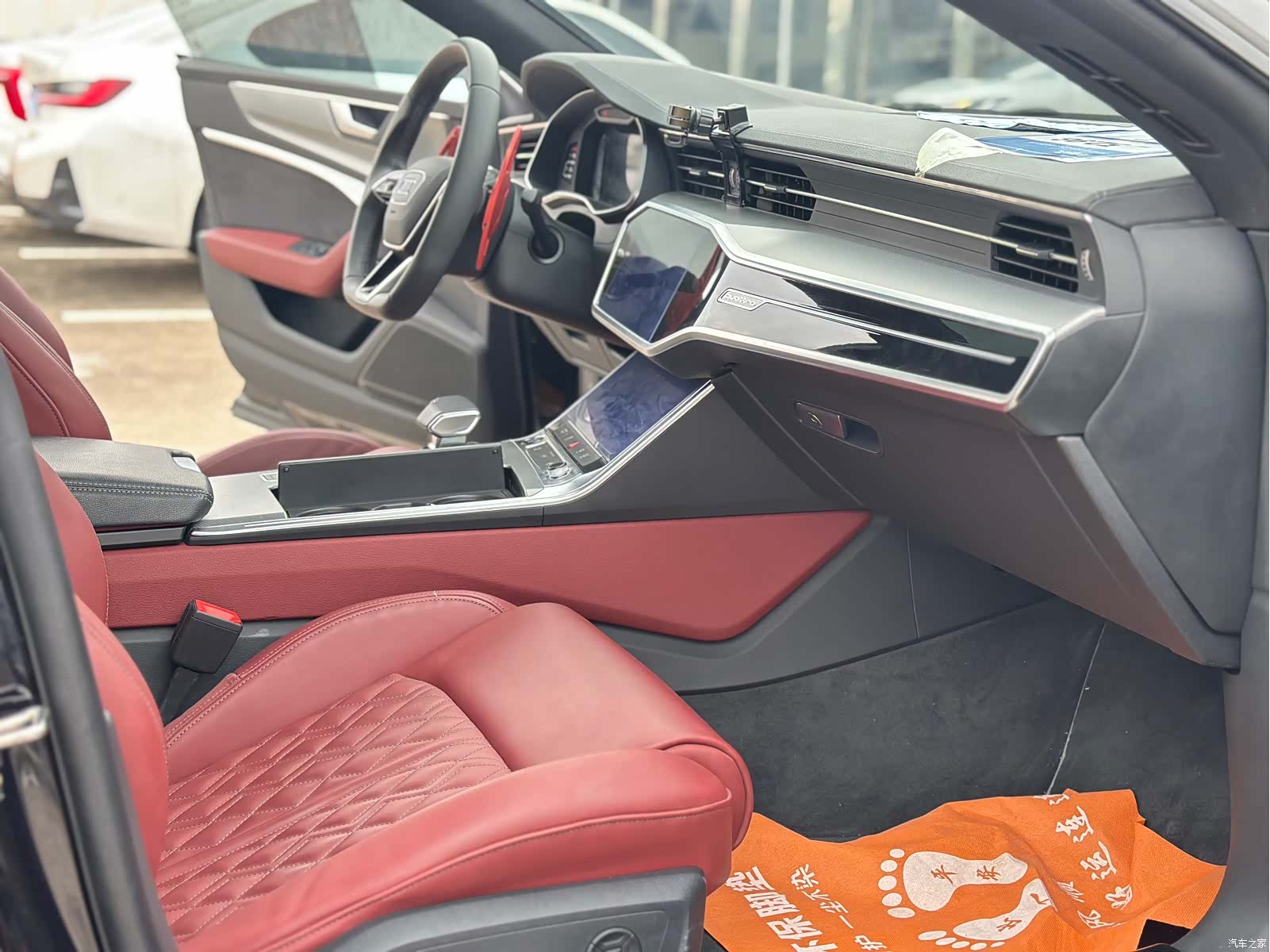 Audi A7L, 2024 10