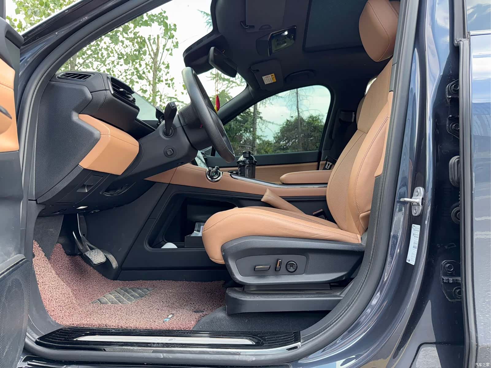 NIO ES8, 2021 8