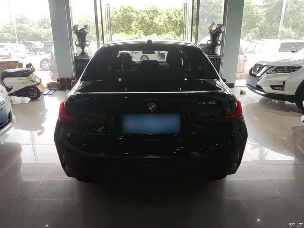 BMW 3 Series, 2023 6