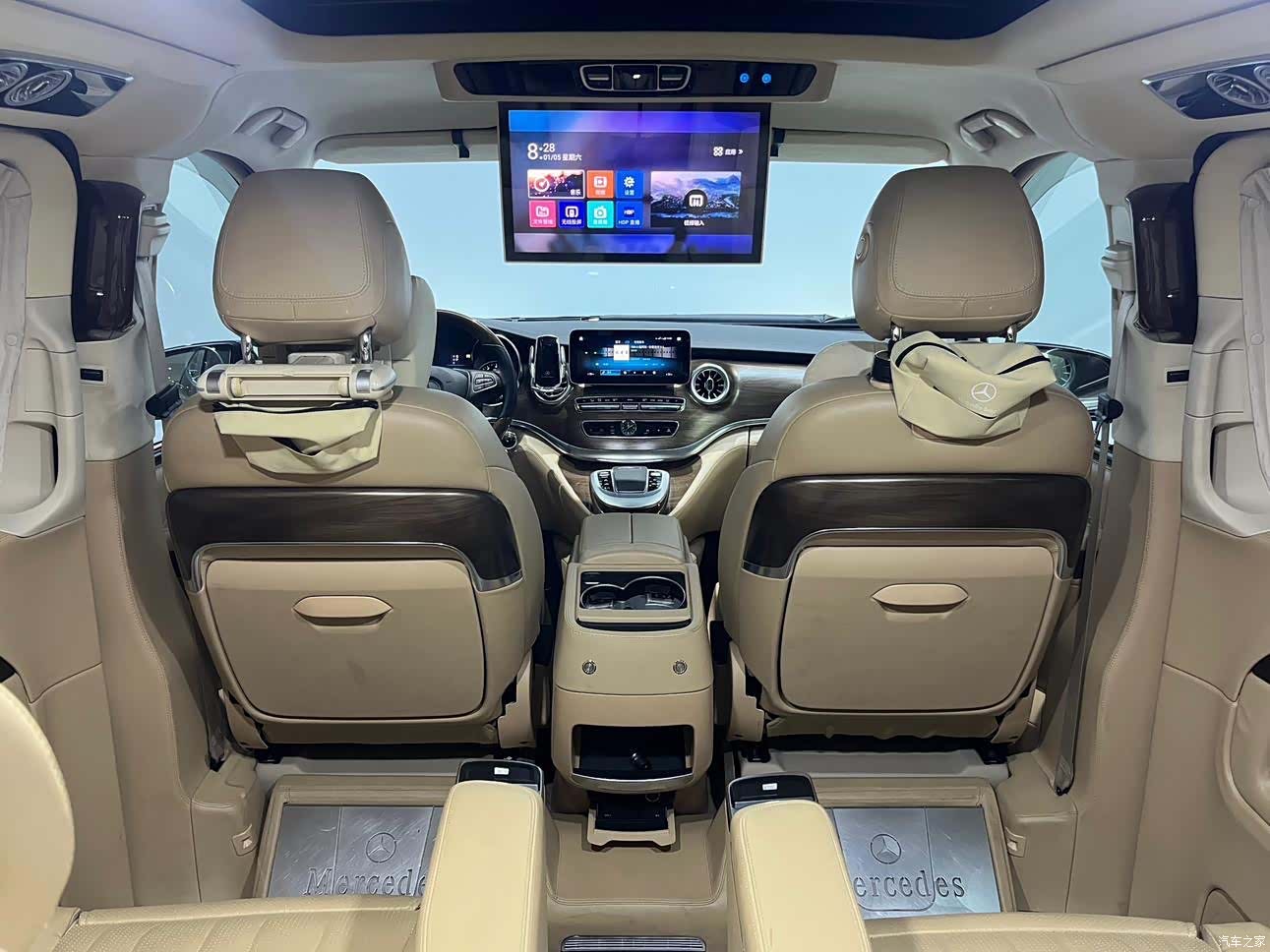 Mercedes-Benz V-Class, 2022 14