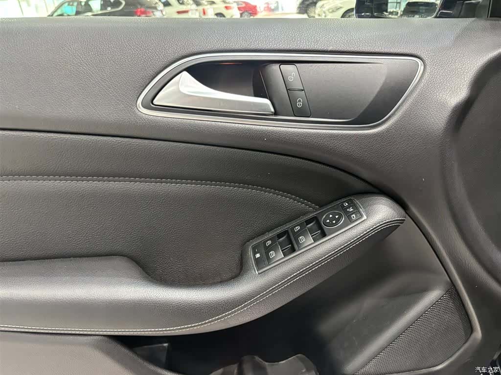 Mercedes-Benz B-Class, 2018 11