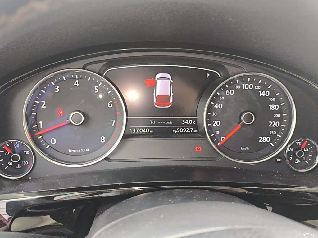 Volkswagen Touareg, 2018 12