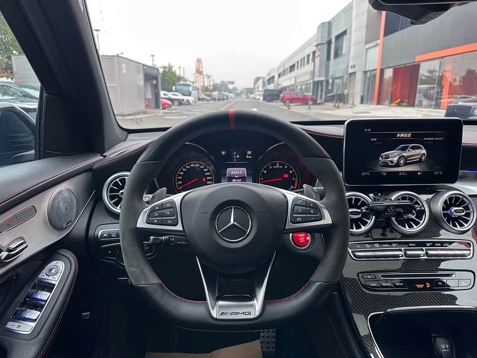 Mercedes-Benz GLC AMG