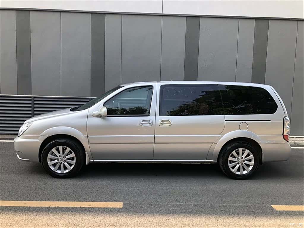 Buick GL8, 2014 12