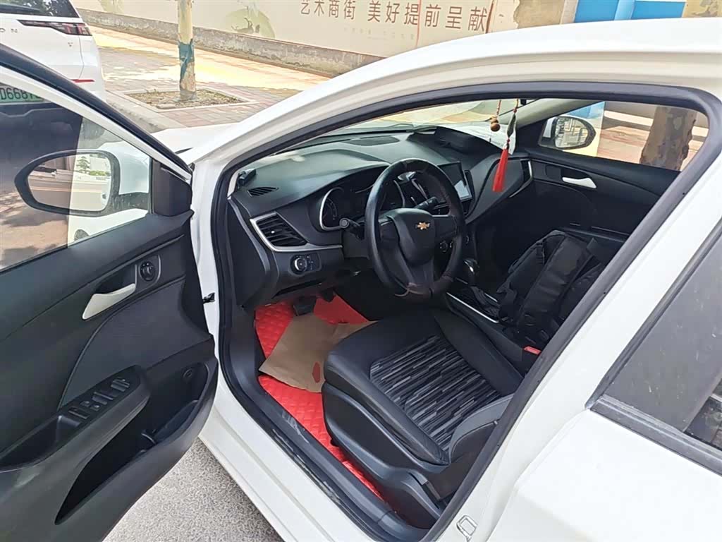 Chevrolet 320, 2018 16