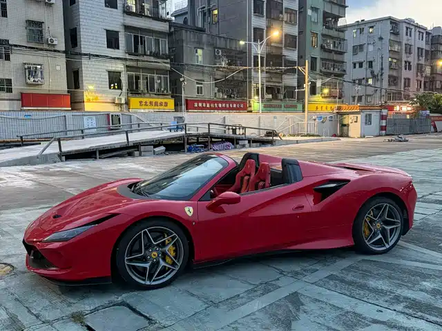 Ferrari F8 2022 — купить из Китая под заказ